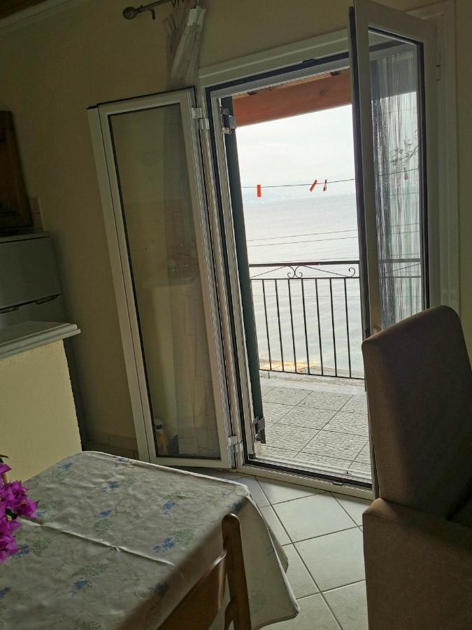 Marina Apartment Perama  Exterior foto
